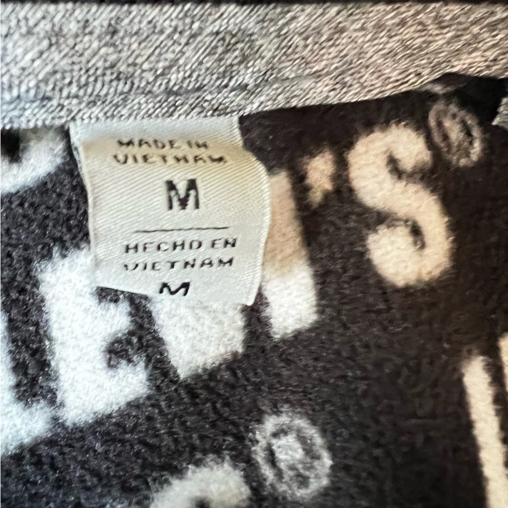 LEVI'S Men Hooded Water Resistant Softshell Bomber Jacket - Picture 8 of 12